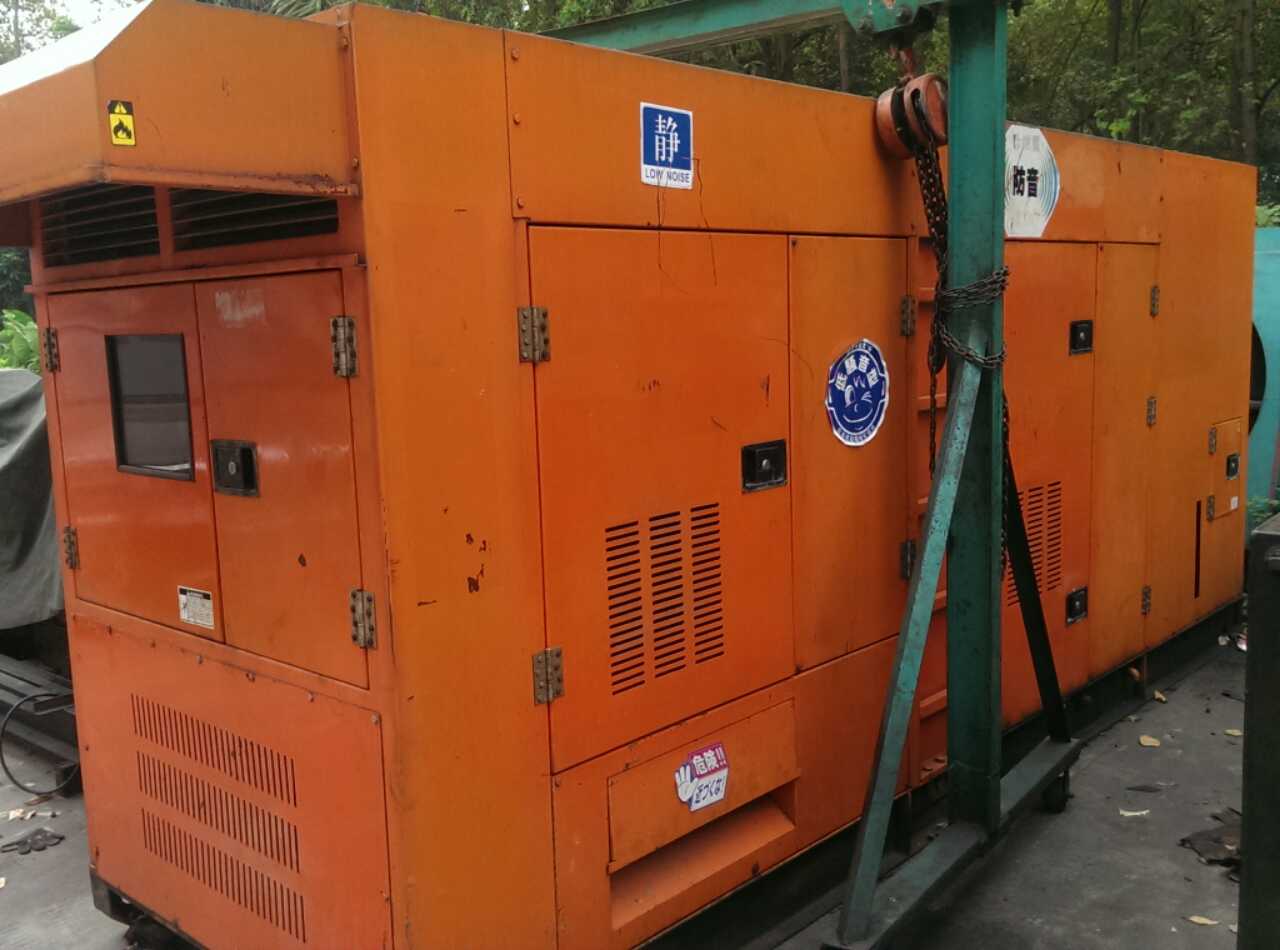 東莞市企石發(fā)電機(jī)康明斯動(dòng)力設(shè)備公司